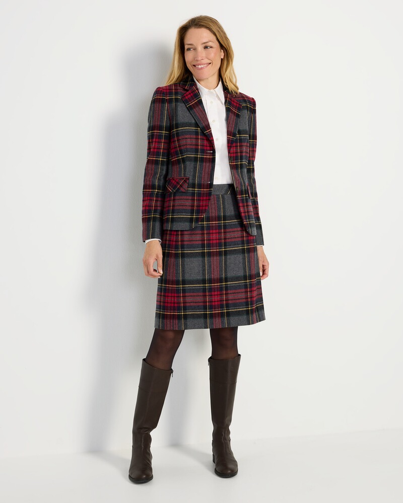 Karo-Blazer, Brigitte von Schönfels