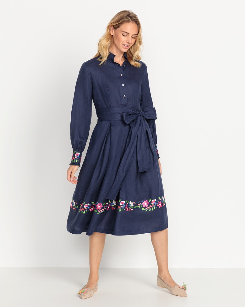 Leinenkleid mit Blumenstick, REITMAYER