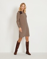 Kleid mit Schulterapplikation, Brigitte von Schönfels