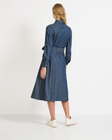 Jeanskleid, Brigitte von Schönfels