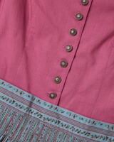 Dirndlkleid mit Kragen, Almsach