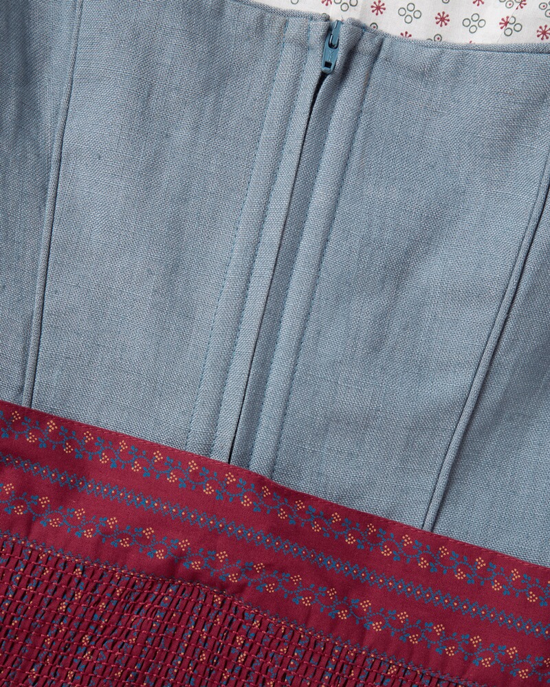 Midi Dirndl, Almsach