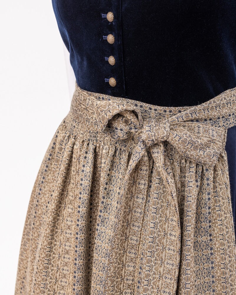 Samtdirndl Dala, FELICITAS