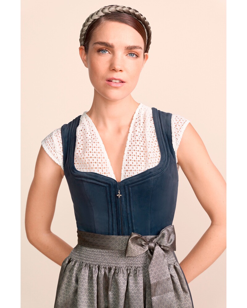 Samtdirndl, Krüger