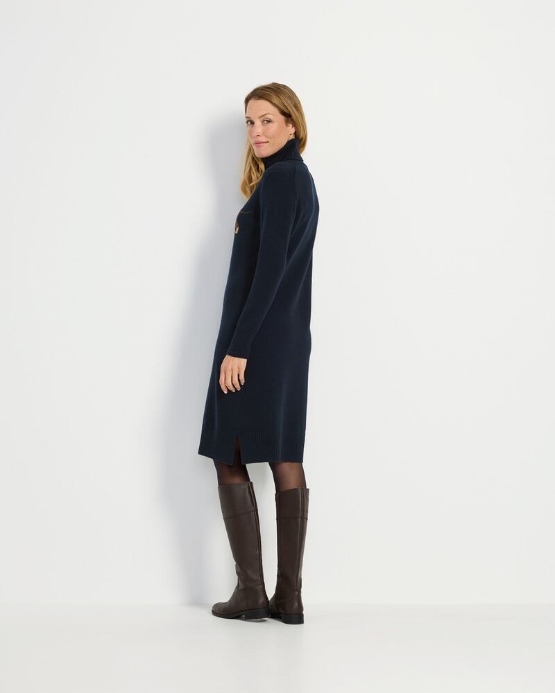 Strickkleid mit Dackel, Brigitte von Schönfels