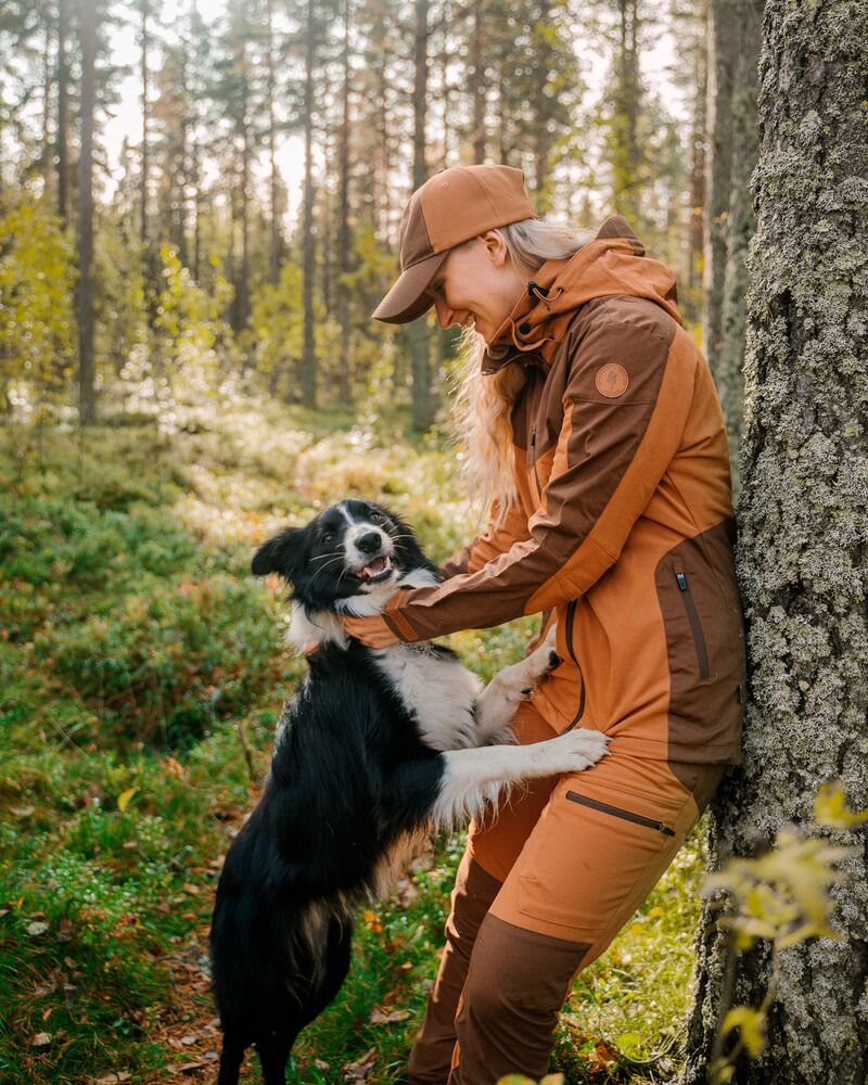 Damen Hose Finnveden Hybrid, Pinewood