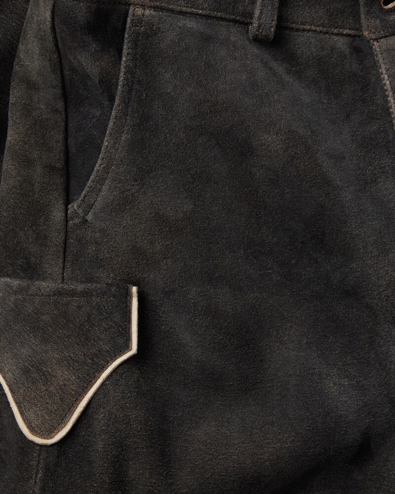 Culottes aux genoux, Luis Steindl