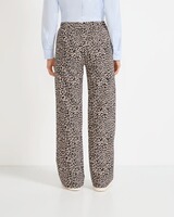 Hose Chiara, MAC