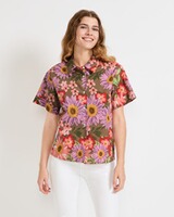 Halbarm-Hemdbluse mit Blumen, Brigitte von Schönfels