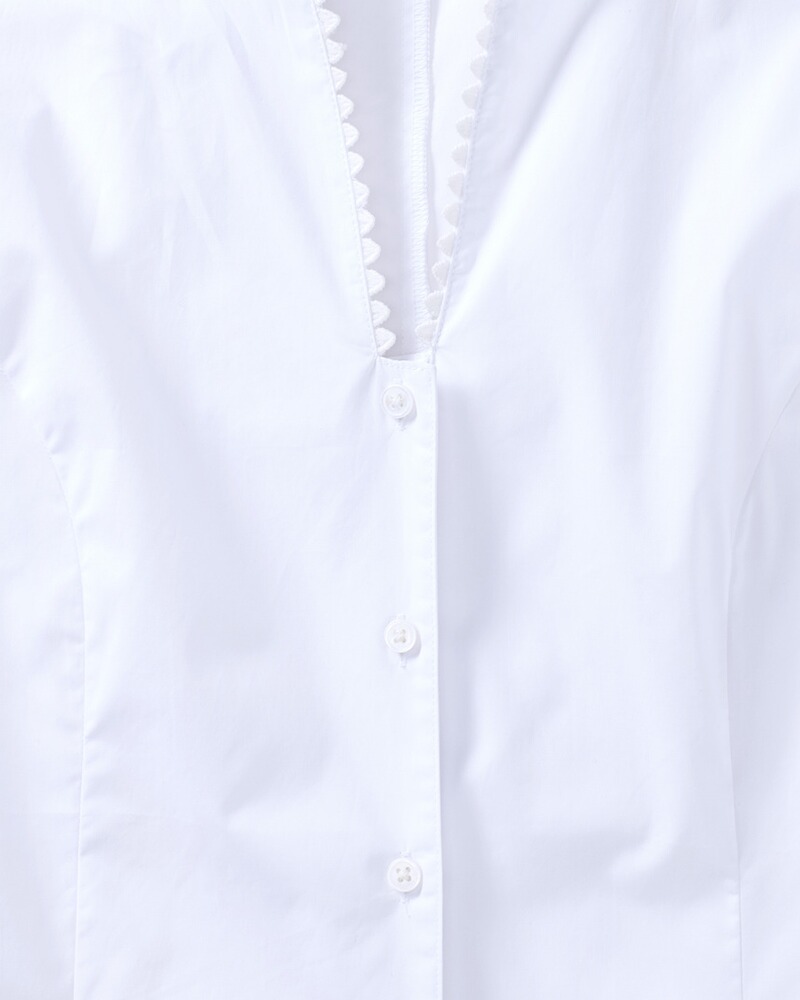 Kelchkragenbluse mit Spitze, Luis Steindl