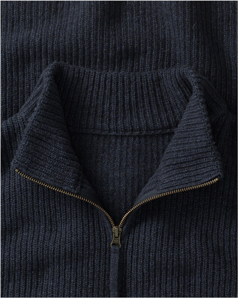 Troyer mit Zipper, Brigitte von Schönfels