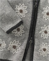 Strickjacke mit Edelweiß, Luis Steindl