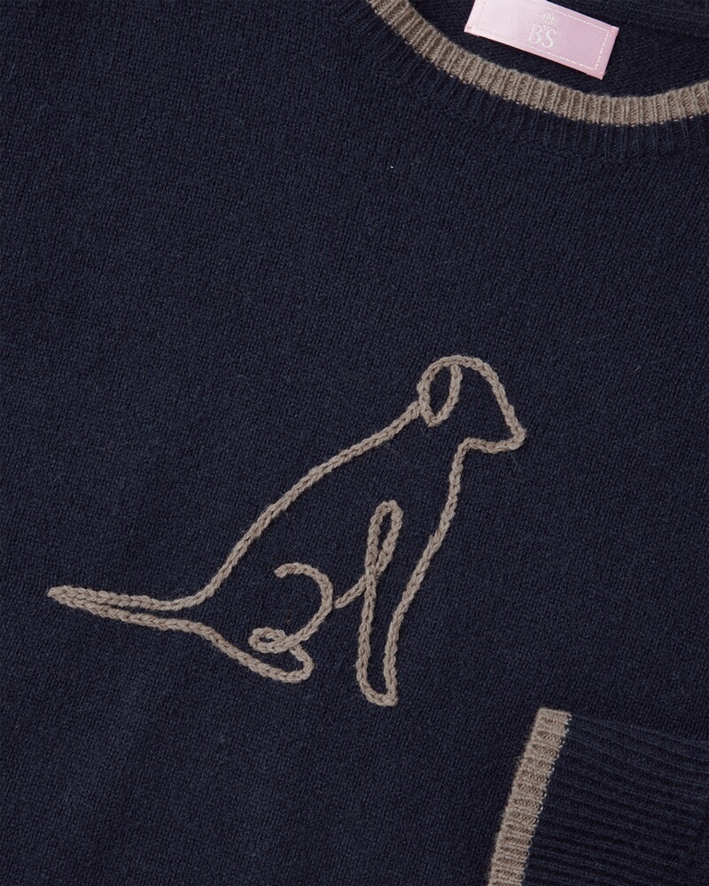 Strickpullover mit Hund, Brigitte von Schönfels
