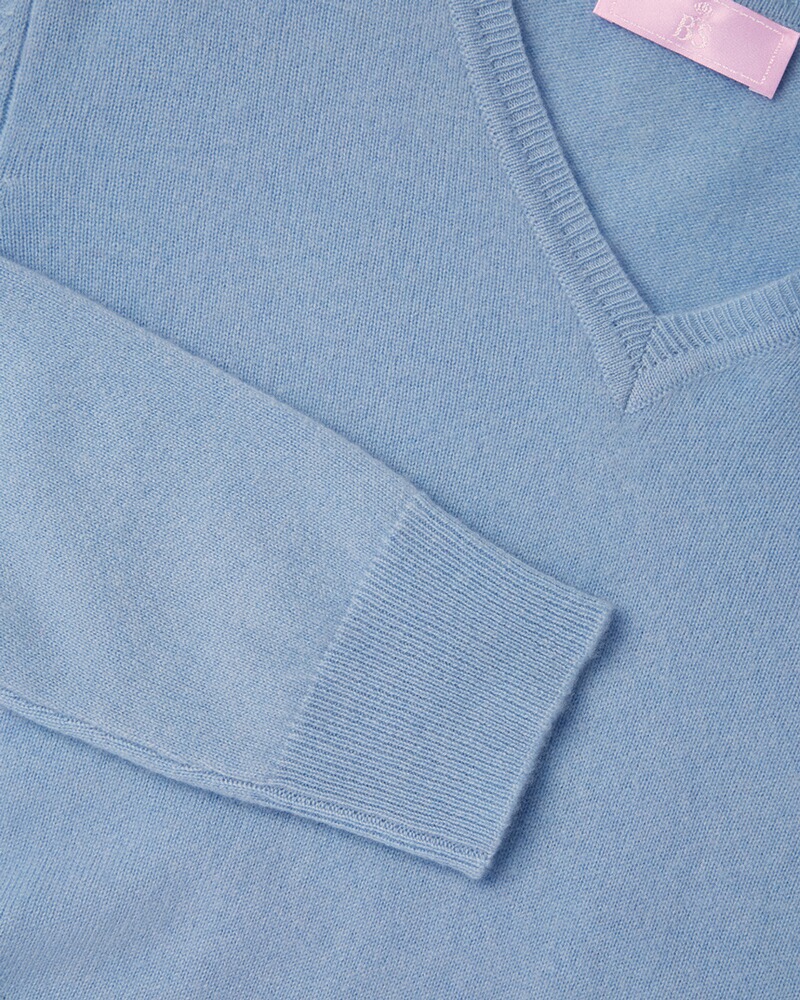 Kaschmir V-Pullover, Brigitte von Schönfels