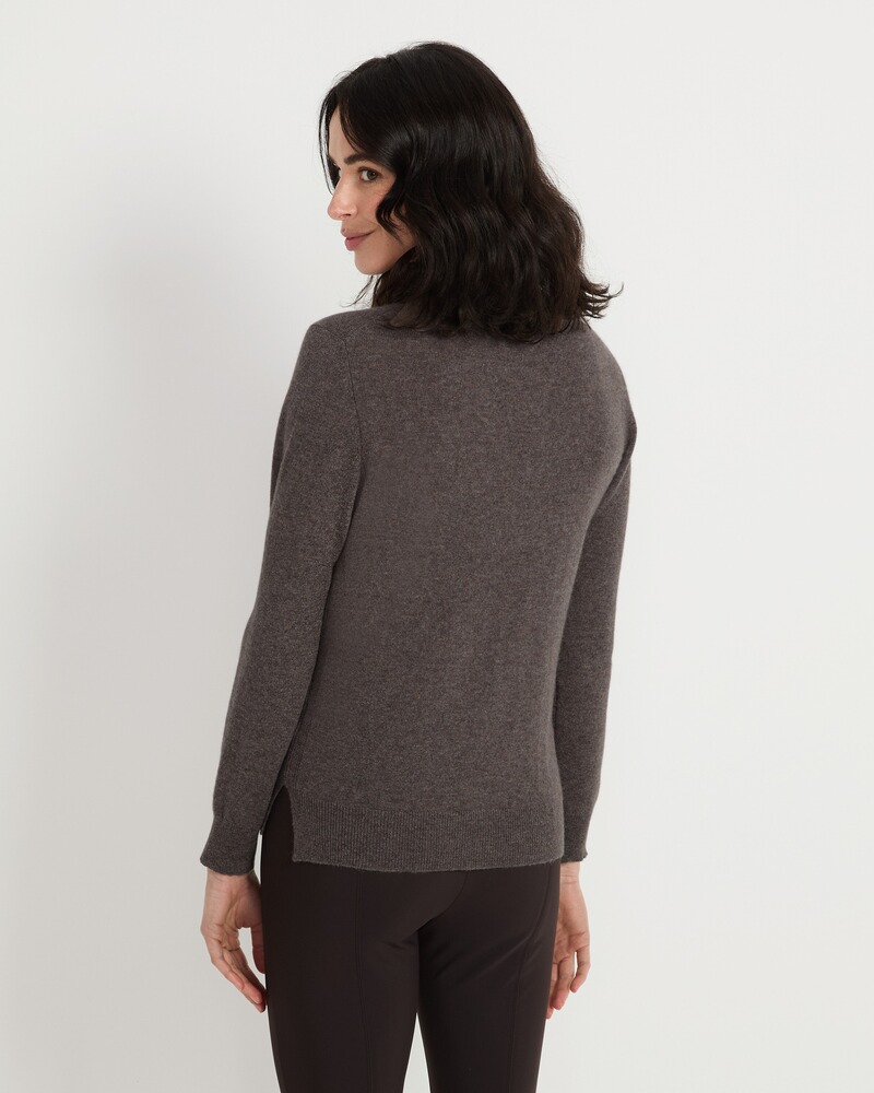 Cashmere stand-up collar sweater, Brigitte von Schönfels