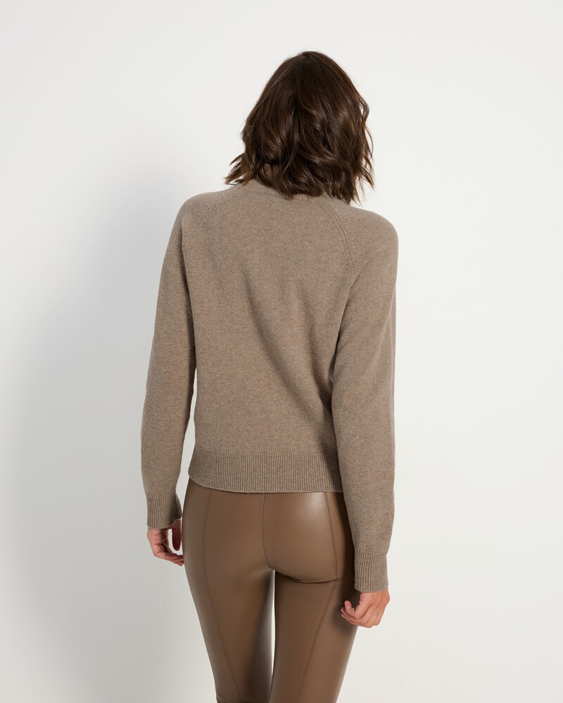 Stehkragenpullover mit Stickerei, Reitmayer