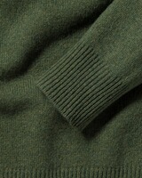 V-neck sweater made of lambswool, Highmoor