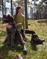 Pullover mit Dackelmotiv, Brigitte von Schönfels