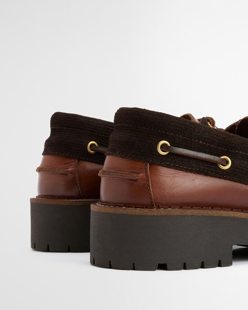 Mokassin Darras, Barbour