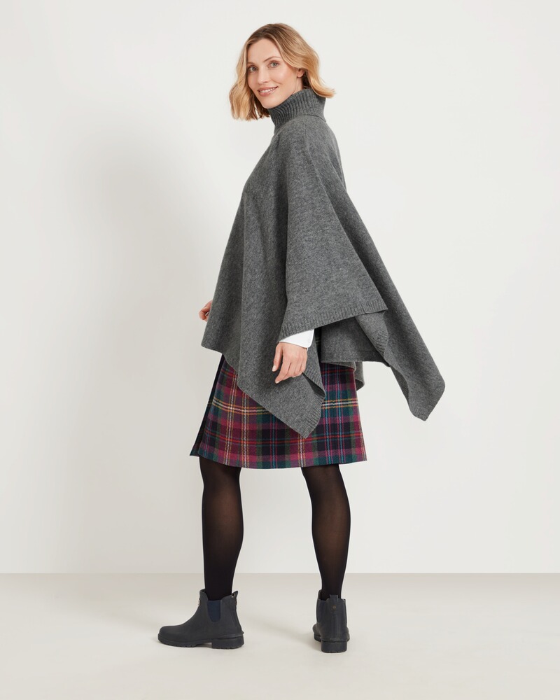 Strickponcho mit Rollkragen, HIGHMOOR