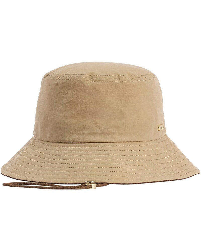 Hut Asker, Barbour
