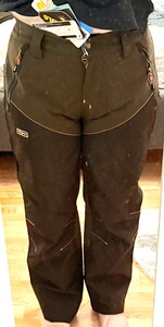 Bewertungsbild zu der Überschrift Leibhöhe/ Passform ungünstig