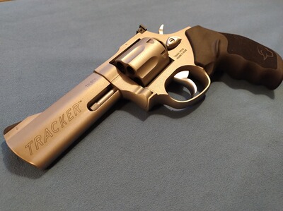 Bewertungsbild zu der Überschrift Guter Revolver zu einem günstigen Preis