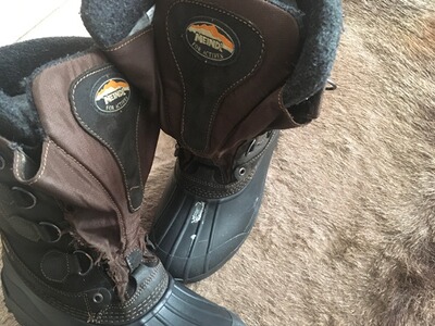 Bewertungsbild zu der Überschrift Qualität äußerst ungenügend!!! Ich kann von diesem Meindl-Stiefel nur ABRATEN!!!