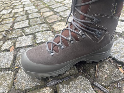 Bewertungsbild zu der Überschrift Überraschend warm, perfekt im Sitz und absolut hochwertig